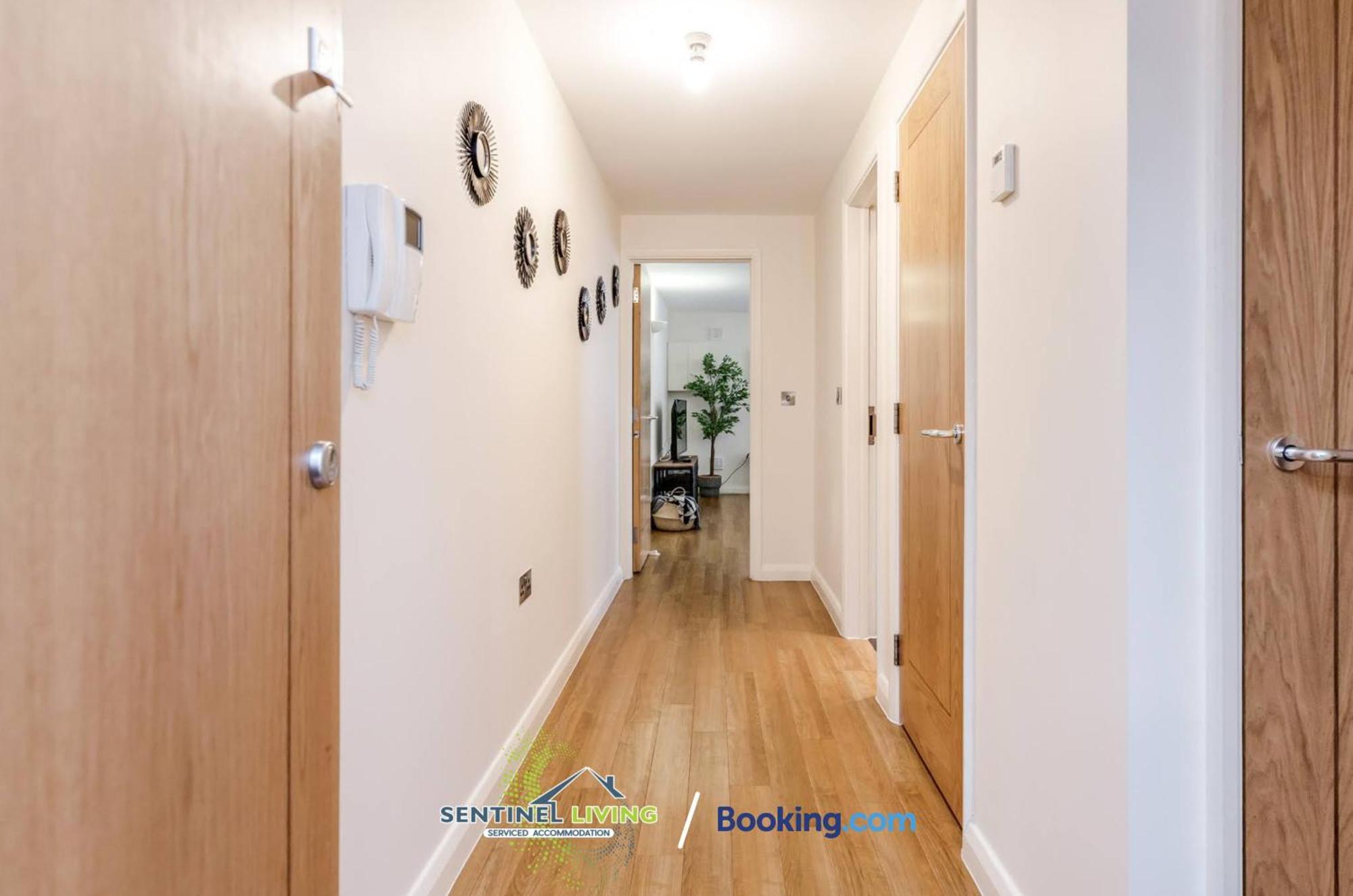 Apartamento Windsor Flat 2 Bed By Sentinel Living With Free Wifi And Parking Exterior foto